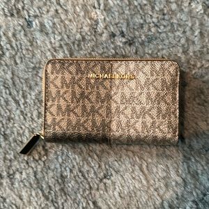 Michael Kors wallet